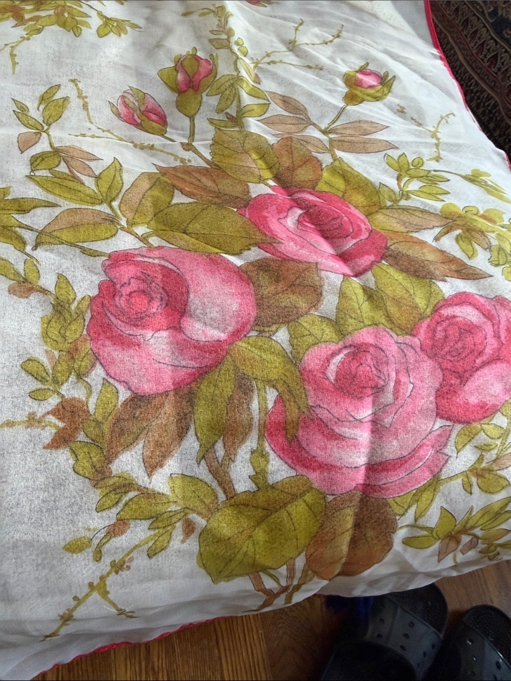 Vintage Made in Italy Floral Rose Nylon Scarf Pink Ivory 28x28 - Picture 2 of 5